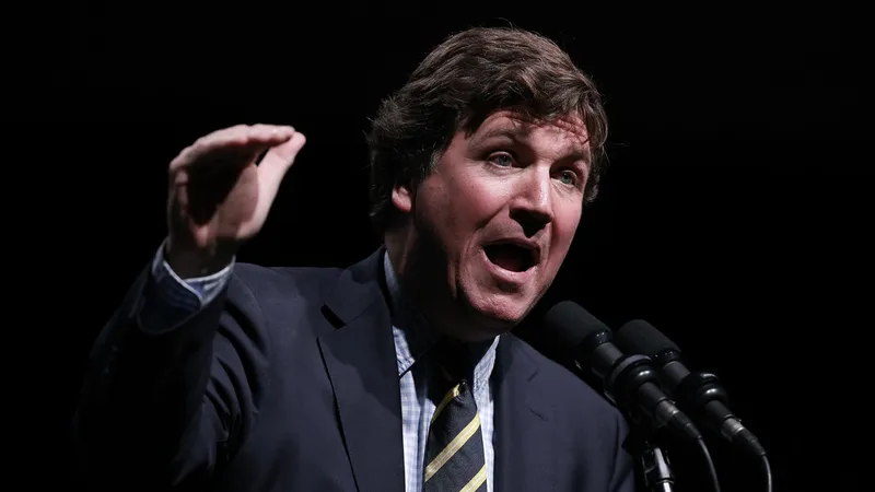 Tucker Carlson expone "la mayor traición en la historia política de EE.UU."