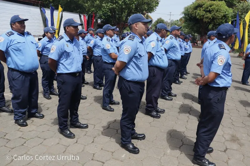 Mint gradúa a nuevos especialistas en investigación de incendios y explosiones