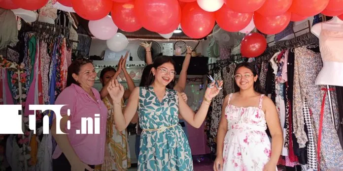 «By Emilly Reyes» el emprendimiento que está brillando en Managua con accesorios y moda
