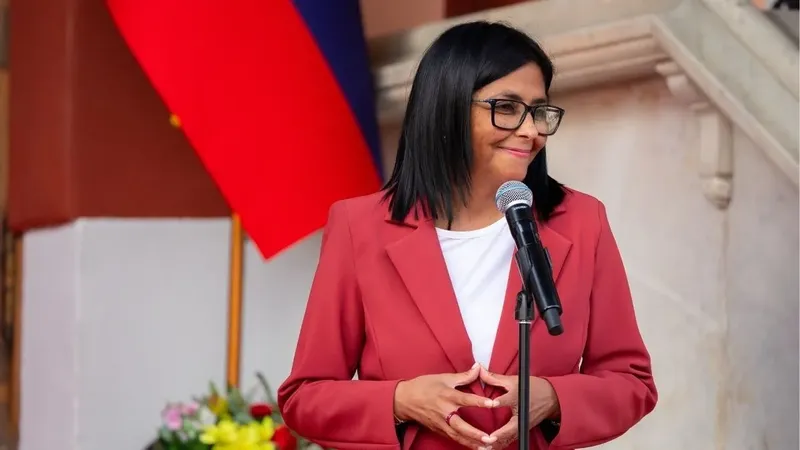 Delcy Rodríguez celebra el “primer paso” del diálogo entre el Gobierno y la oposición