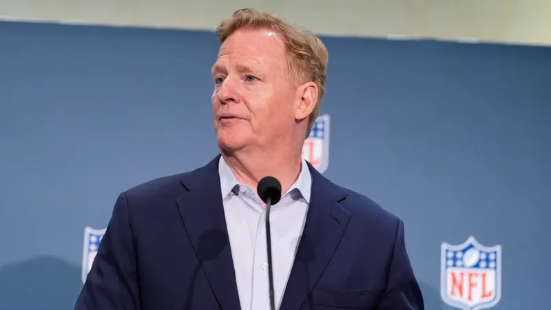Roger Goodell firma extensión de contrato como comisionado de la NFL