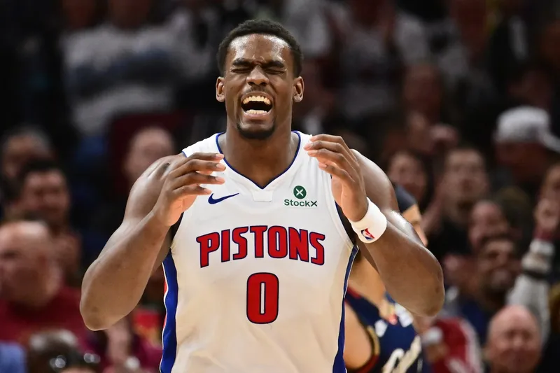 Jalen Duren acepta la oferta de los Pistons
