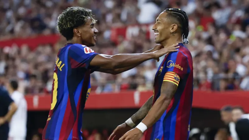 El Barcelona mantiene su paso perfecto en Liga con otra noche soñada para Raphinha