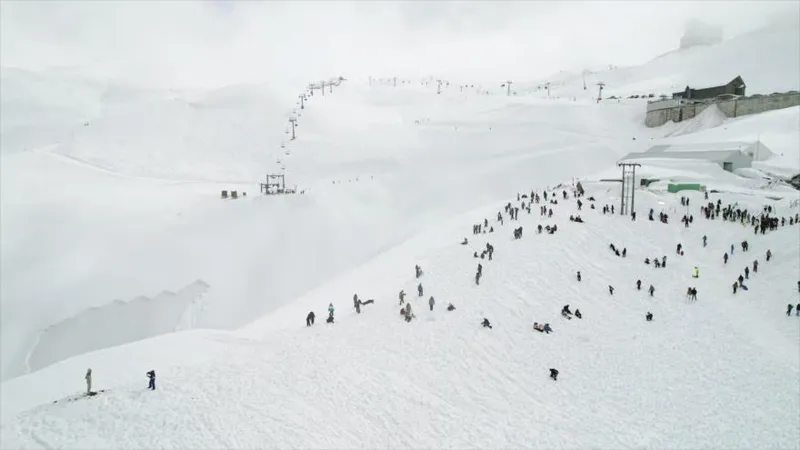 El Niño sorprende a Chile con intensas nevadas en plena primavera