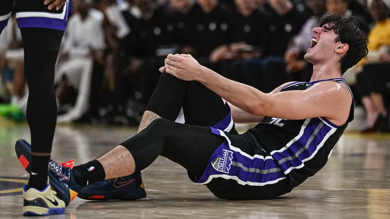 Los Kings se quedan sin Maxime Raynaud