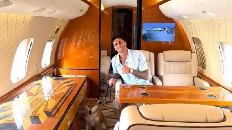Cancelo ya viaja hacia Barcelona