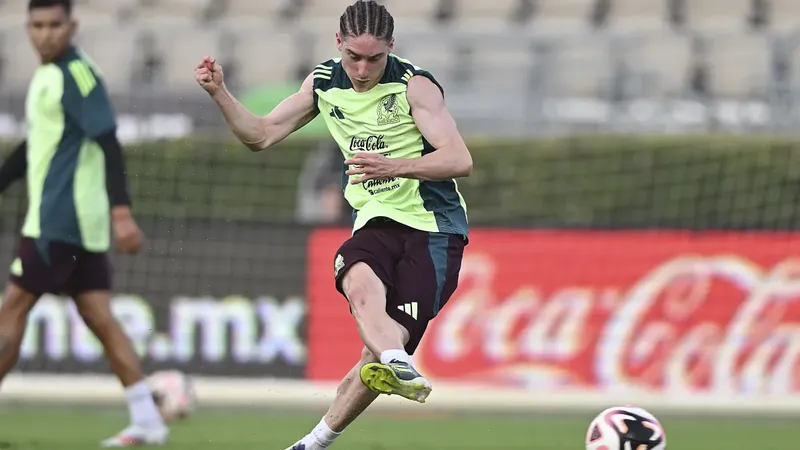 Marcelo Flores, ignorado por México, jugará el Mundial por Canadá