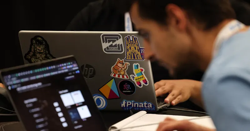 Las empresas impulsaron la IA entre sus empleados. Ahora comienzan a limitar su uso