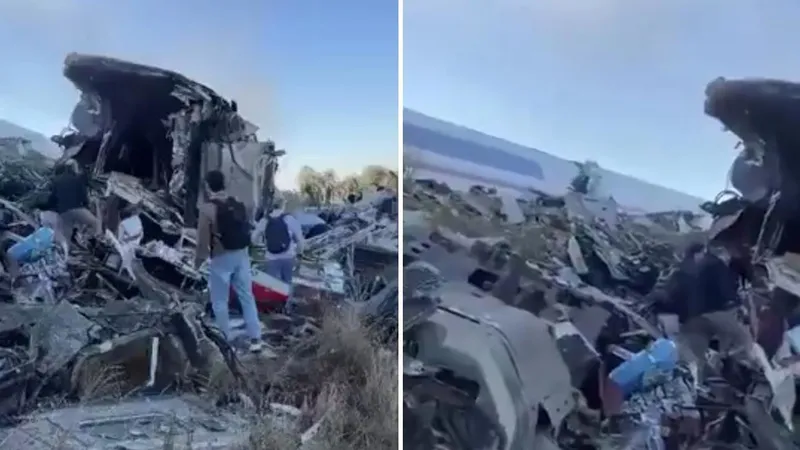 Imágenes horríficas desde el lugar de la colisión de dos trenes en España