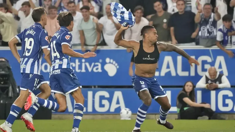 3-0: Vuelve LaLiga y vuelve Mariano: héroe inesperado en la victoria del Alavés