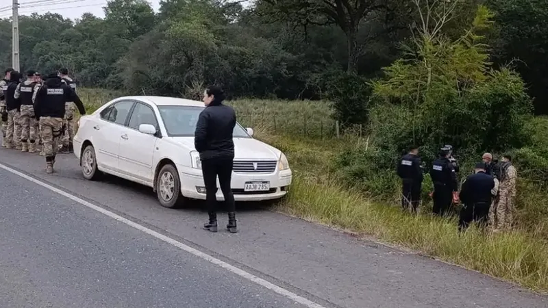Policías asesinan a un joven desarmado disparando 33 veces contra su vehículo