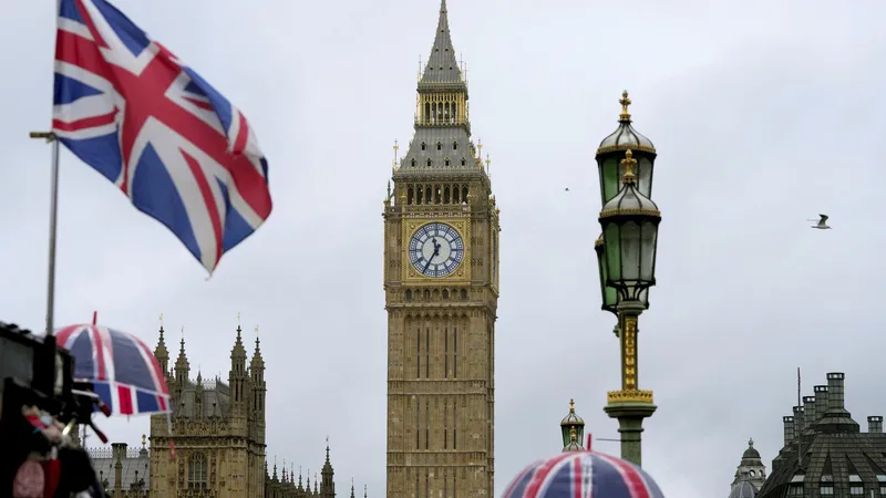 La crisis laboral golpea a los jóvenes británicos tras alzas fiscales, según un medio