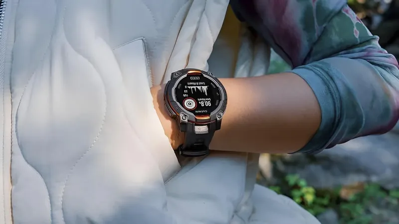 Un reloj Garmin con batería infinita, buena pantalla y gran resistencia se queda a menos de 260 euros en AliExpress