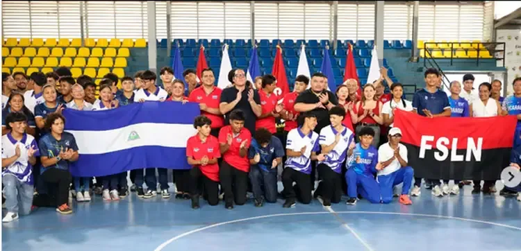 Abanderan selecciones para eventos internacionales