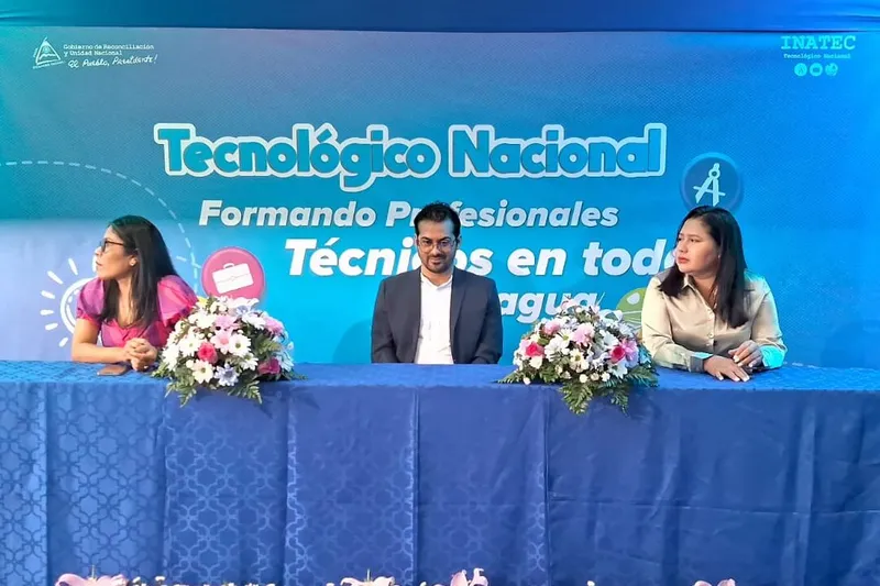 90 egresados fortalecen el talento turístico y gastronómico nacional