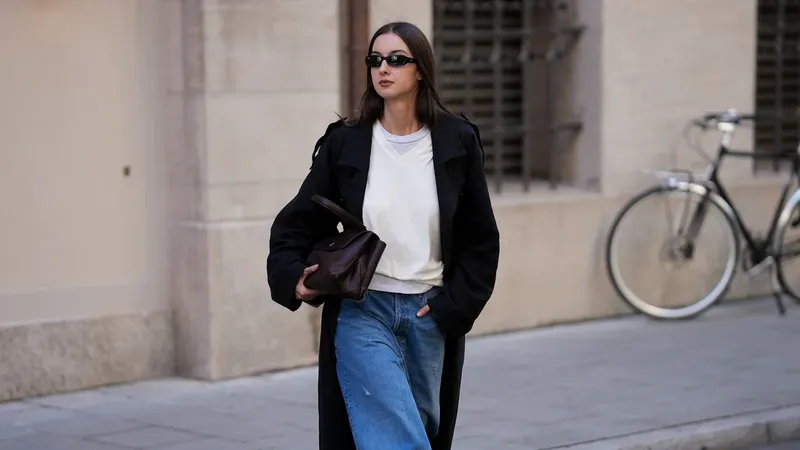 Jeans en tendencia para combinar con zapatos planos, tacones y botas en otoño/invierno 2026