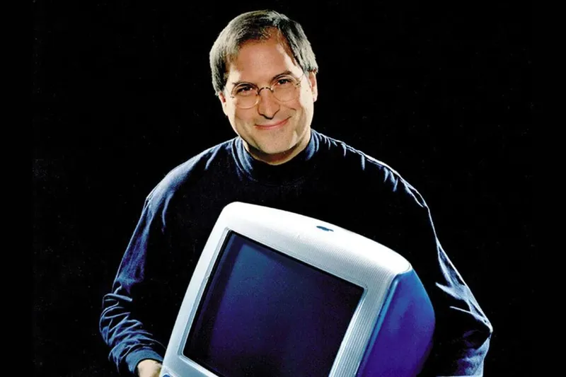 "Estalló": Steve Jobs pagó caro su mítica fotografía con el iMac G3. Y no por el precio del fotógrafo