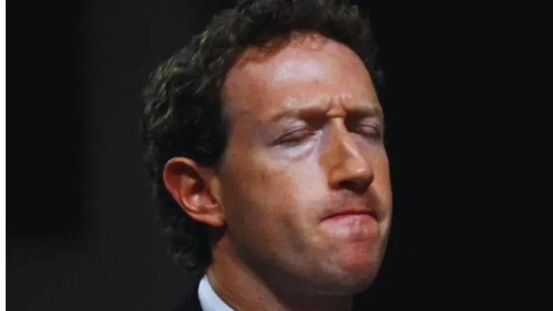 Meta despidió a miles de empleados y reorganizó la compañía para acelerar su salto a la IA. Meses después, Zuckerberg admite que los agentes avanzan mucho más lento de lo esperado