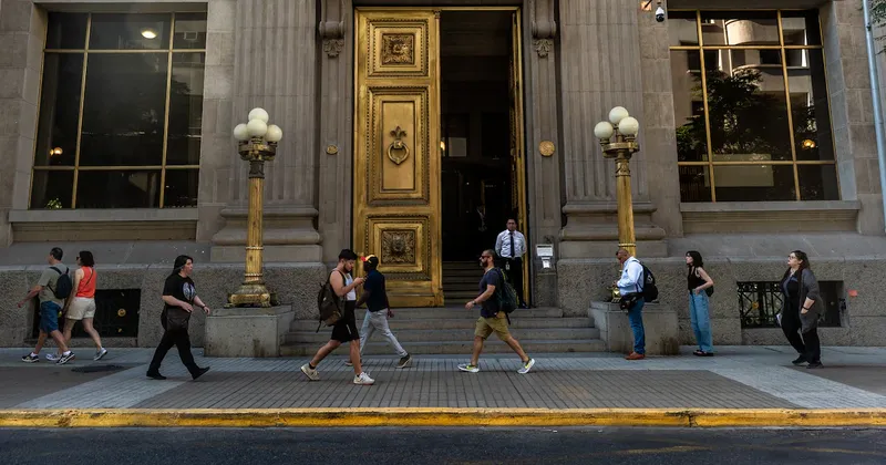 Banco Central de Chile mantiene la tasa de interés en 4,5% ante mayor incertidumbre económica