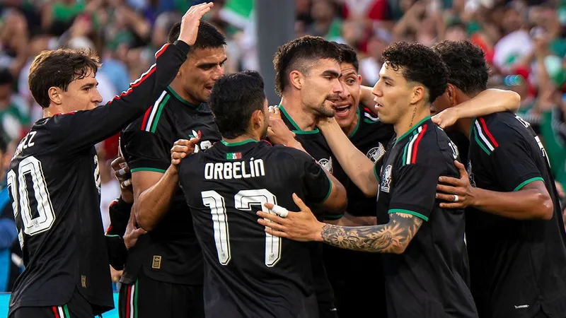 México puso orden y sumó otra victoria hacia el Mundial