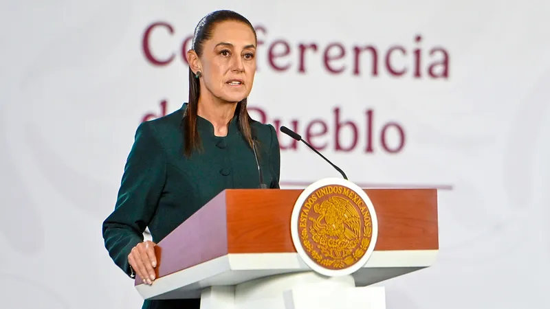Sheinbaum le hace un ‘caño’ a Noboa: “Vamos a hablar de las relaciones después que pase el partido”