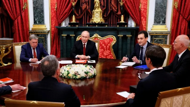 Esto pasó durante el encuentro entre Vladímir Putin y los enviados de Donald Trump