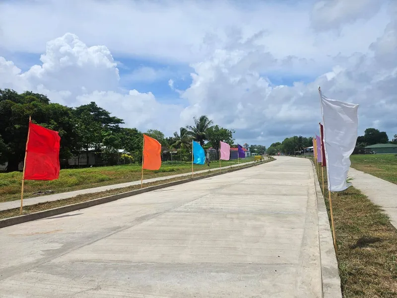 Karawala estrena obra vial que mejora la circulación comunitaria