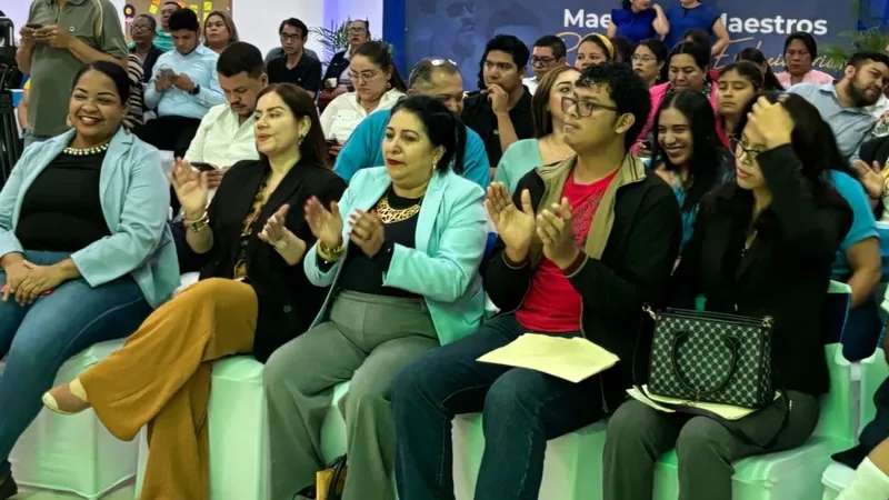 Sistema Educativo Nacional impulsa Jornada de Reconocimiento a Maestras y Maestros del país