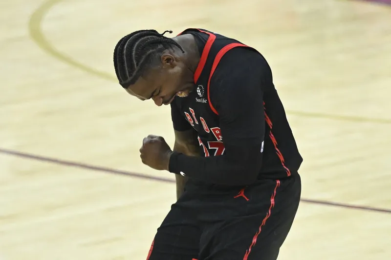 Jamal Shead renueva con los Raptors