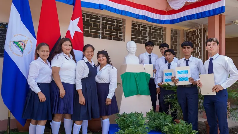 Matagalpa rinde homenaje al legado del héroe cubano José Martí