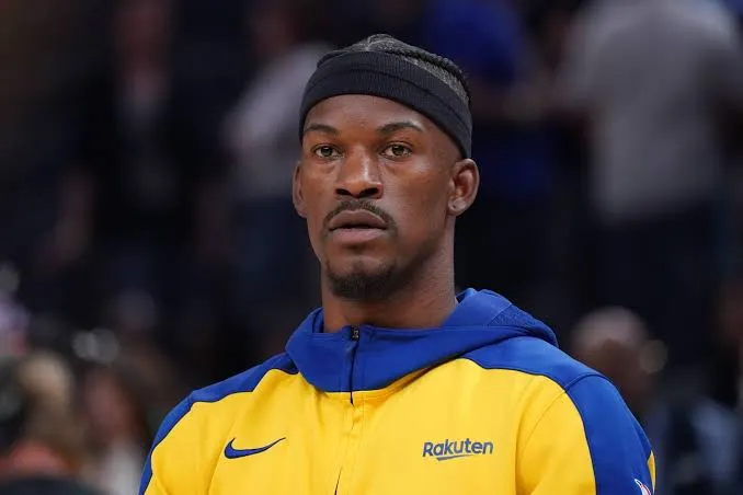 Jimmy Butler, la gran esperanza de los Warriors para volver a los playoffs