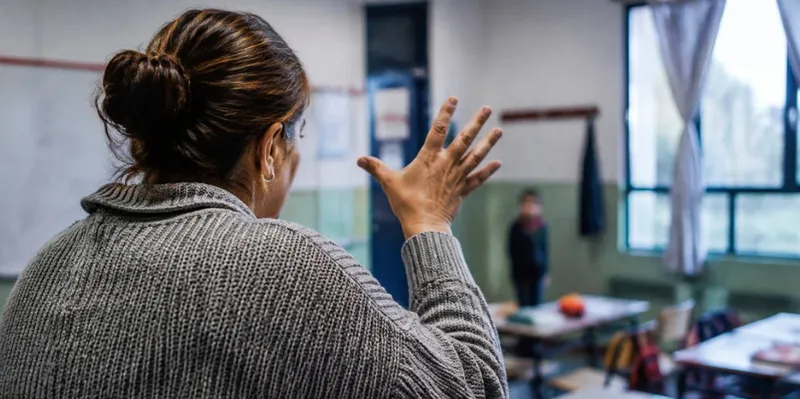 Argentina: crece la polémica por denuncia contra docente de una escuela especial