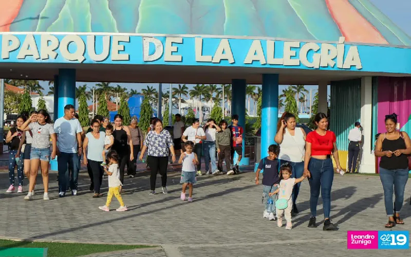 Domingo familiar para turistear y disfrutar del Puerto Salvador Allende