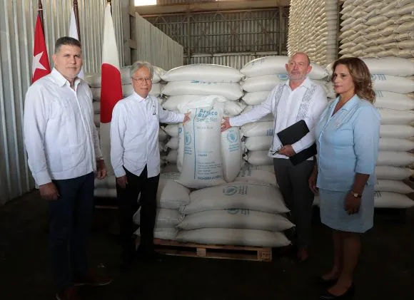 Cuba recibe 425 toneladas de arroz donadas por Japón