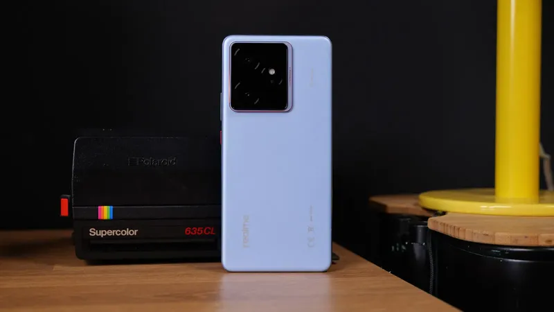 El móvil realme con batería titan de 7000 mAh y ultra carga de 120 W está rebajadísimo