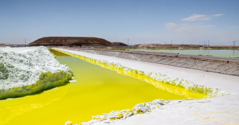 El ambicioso plan de SQM y Codelco para aumentar más de 70% la producción de litio
