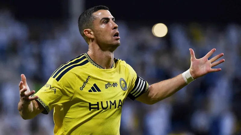 Cristiano Ronaldo marca otra vez y queda a 18 goles de los 1,000