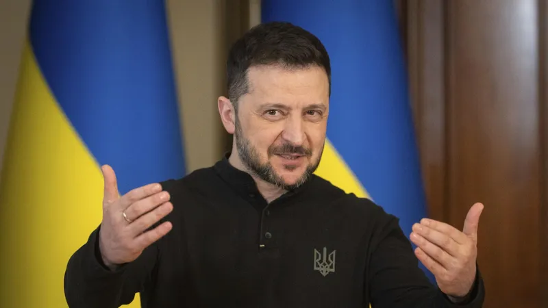 Zelenski está llevando a Ucrania al suicidio nacional, declara su exsecretaria de prensa