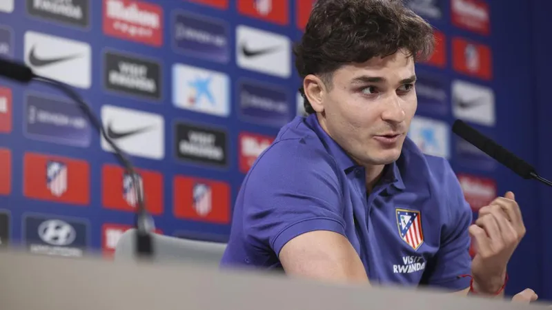 El Atlético reconoce la llamada del Madrid por Julián, no una oferta, e insiste: "No está en venta"