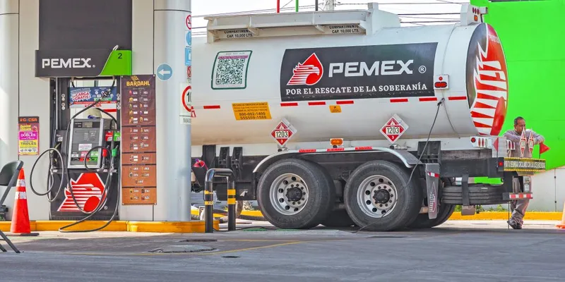 Aumentan subsidio al diésel de 15 centavos a 1.84 pesos por litro