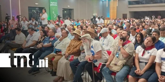 Congreso Nacional de Educación destaca avances del modelo educativo en saludo al Día del...
