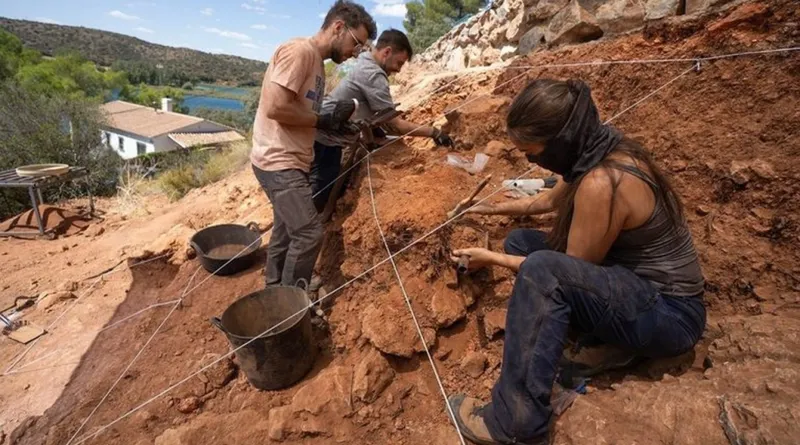 Hallan un cráneo de más de 200 000 años que revela una evolución humana no lineal en Europa