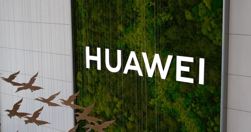Huawei sube 60% el precio de su chip de IA más avanzado ante la demanda de alternativas a Nvidia