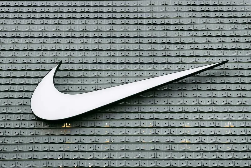 Nike toca mínimos de 12 años tras hundirse un 38% en Bolsa
