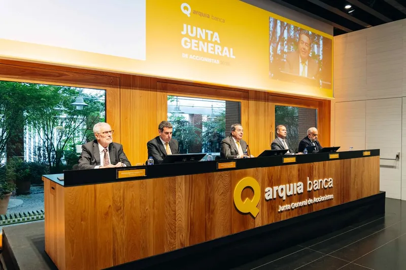 Arquia gana 26,3 millones y refuerza su banca profesional