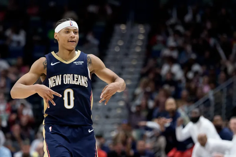 Jeremiah Fears lidera la primera victoria de New Orleans