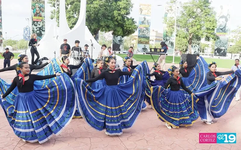 Derroche de talento artístico en Festival Cultural “Danza y Cantos a la Revolución 47/19”