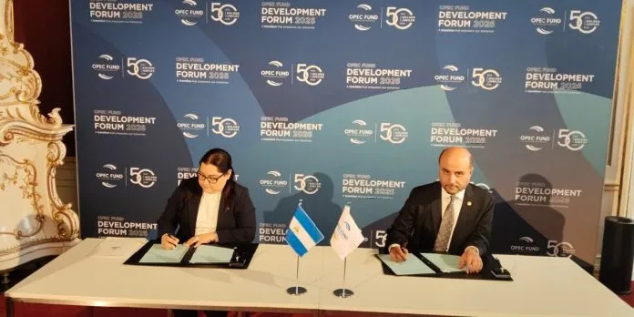 Nicaragua firma acuerdo de préstamo con el Fondo OPEP