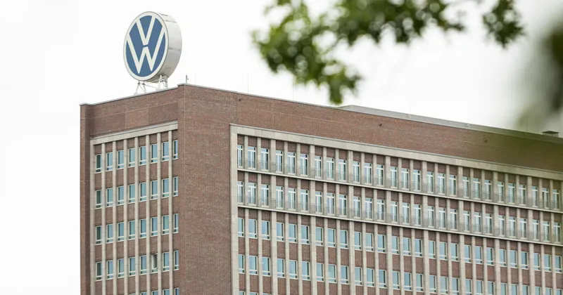 Volkswagen recortará 50.000 empleos en medio de una profunda reestructuración