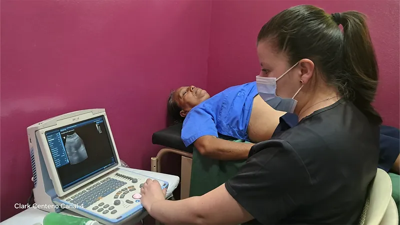 MINSA acerca servicios especializados de radiología con feria de ultrasonidos en Managua